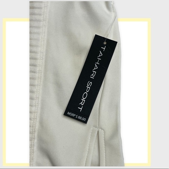 Nwt‎ TAHARI Sport Active Athletic Turtleneck Long Sleeve Fitness Pullover Size S - Picture 3 of 8